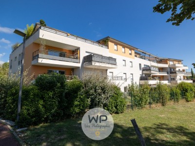APPARTEMENT T4 A VENDRE - CESSY - 91.91 m2 - 490 000 &euro;