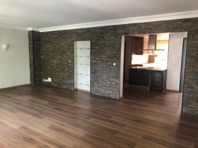 APARTMENT 4 ROOMS - DIVONNE LES BAINS - 115,93 m2 - 645000 €