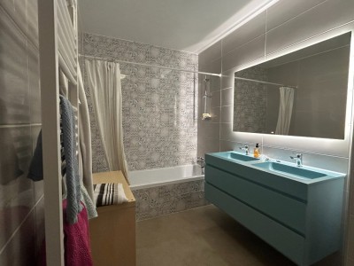 APPARTEMENT T4 A VENDRE - DIVONNE LES BAINS - 94.5 m2 - 750 000 €