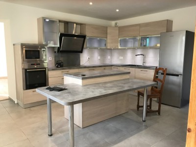 APARTMENT 5 ROOMS TO RENT - DIVONNE LES BAINS - 137.35 m2 - 2 550 € including tenant fees