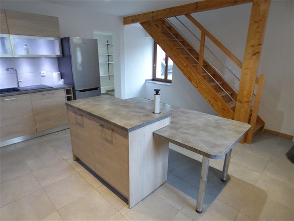APARTMENT 5 ROOMS TO RENT - DIVONNE LES BAINS - 137.35 m2 - 2 550 &euro; including tenant fees