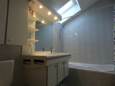 VILLA A LOUER - DIVONNE LES BAINS - 221.39 m2 - 4500€ charges comprises par mois