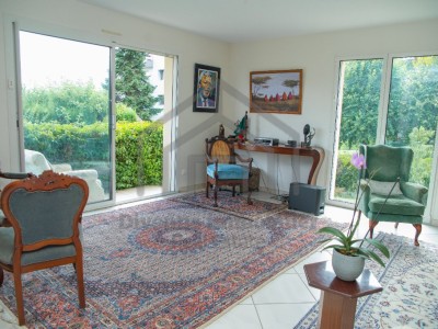VILLA A LOUER - DIVONNE LES BAINS - 195 m2 - 4750€ charges comprises par mois