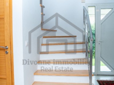 VILLA A LOUER - DIVONNE LES BAINS - 195 m2 - 4750€ charges comprises par mois