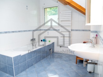 VILLA A LOUER - DIVONNE LES BAINS - 195 m2 - 4750€ charges comprises par mois
