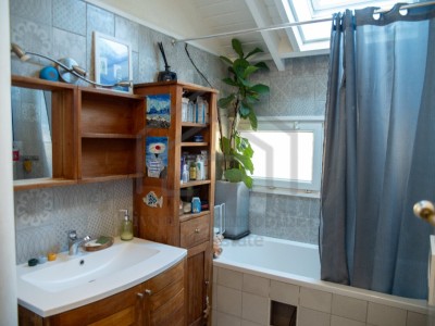 VILLA TO RENT - GEX - 136.21 m2 - 2�690�&euro; including tenant fees