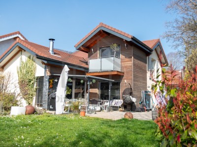 VILLA TO RENT - GEX - 136.21 m2 - 2�690�&euro; including tenant fees