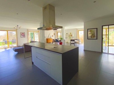 VILLA FOR SALE - DIVONNE LES BAINS - 234 m2 - 1490000€