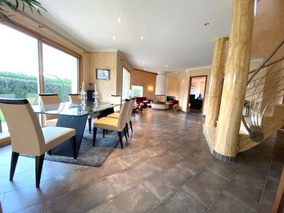VILLA FOR SALE - PREVESSIN MOENS - 284 m2 - 1275000 €