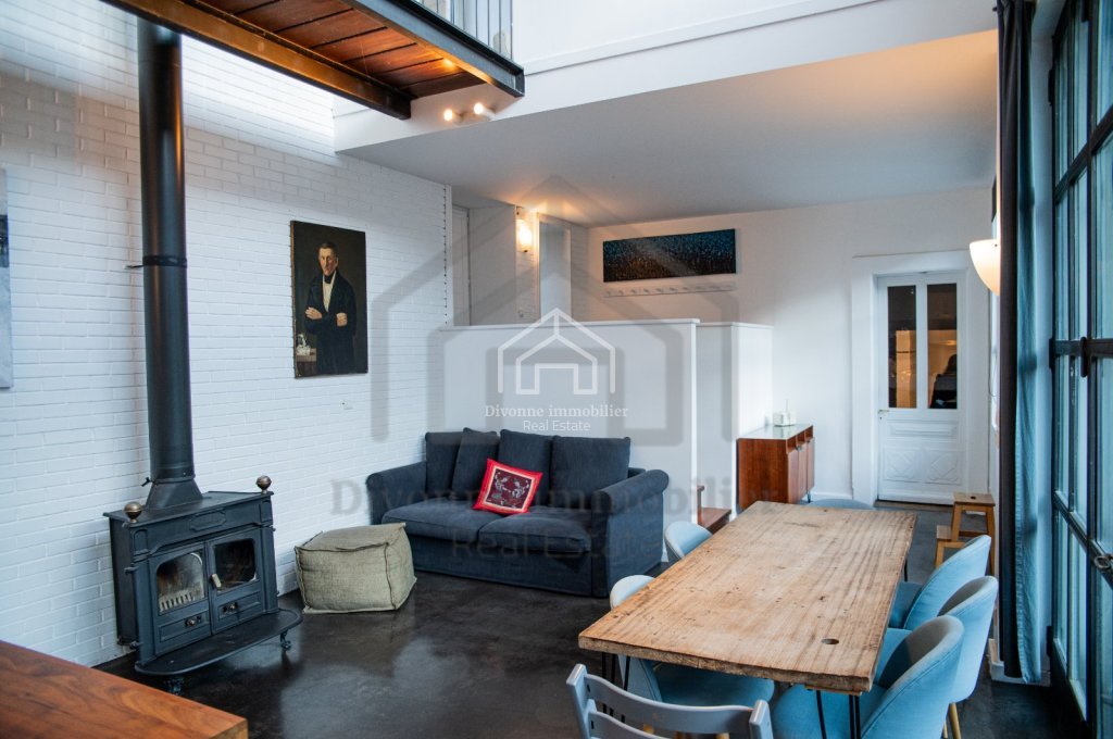 MAISON A LOUER - GEX - 252.67 m2 - 2�850�&euro; charges comprises par mois