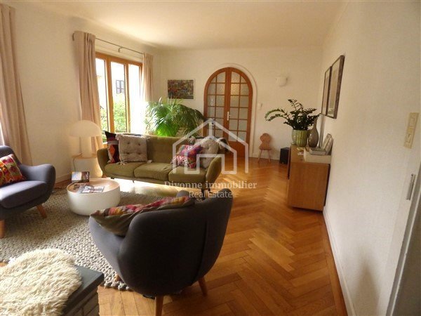 MAISON A LOUER - GEX - 152.91 m2 - 2 970 &euro; charges comprises par mois