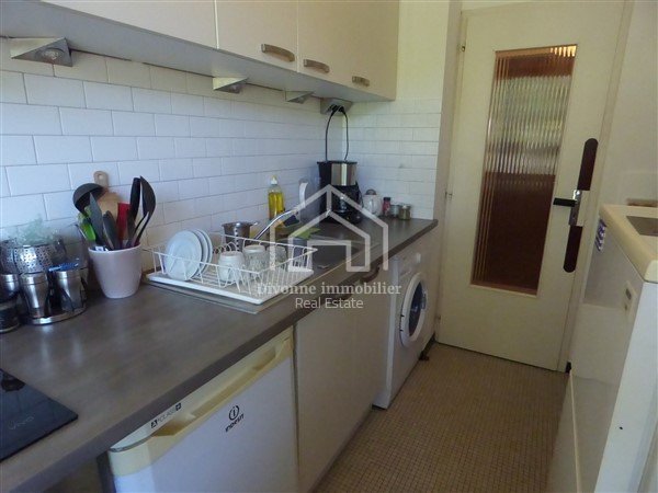 APPARTEMENT T2 A LOUER - DIVONNE LES BAINS - 42.3 m2 - 1 050 &euro; charges comprises par mois