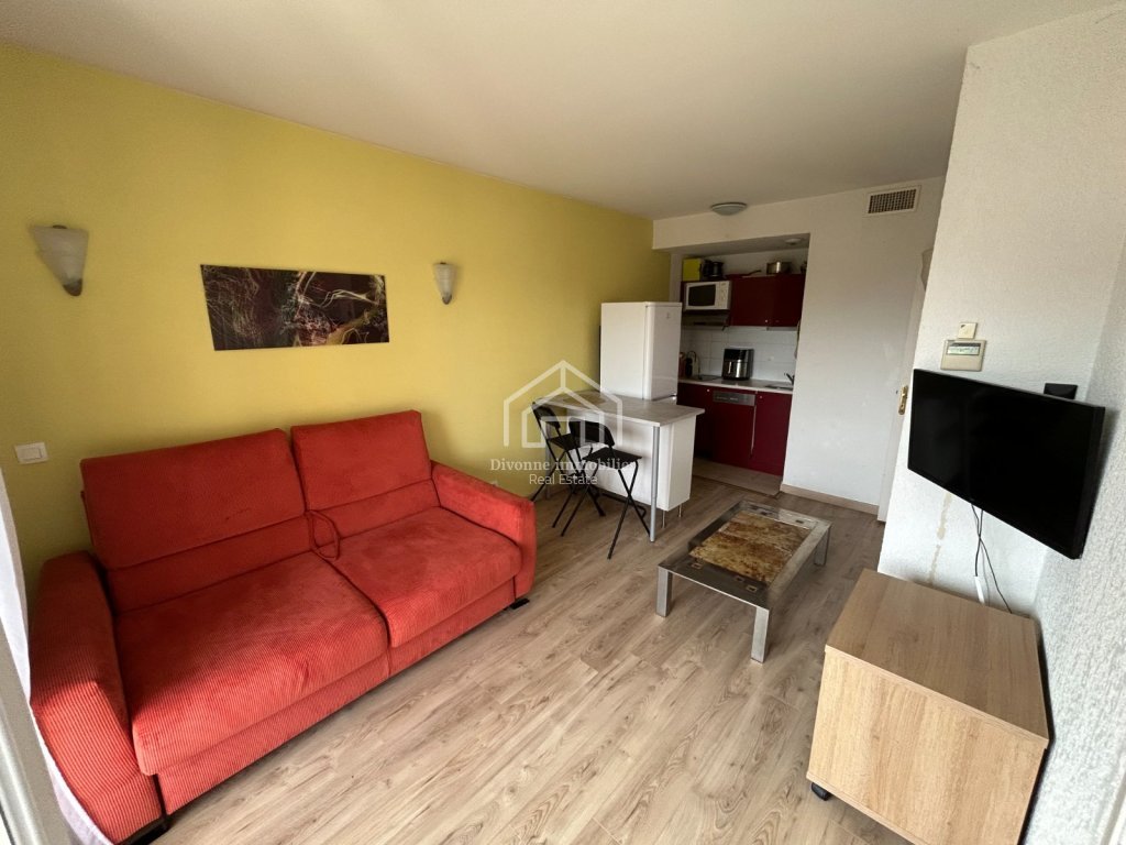 APPARTEMENT T2 A LOUER - DIVONNE LES BAINS - 35.82 m2 - 1600€ charges comprises par mois