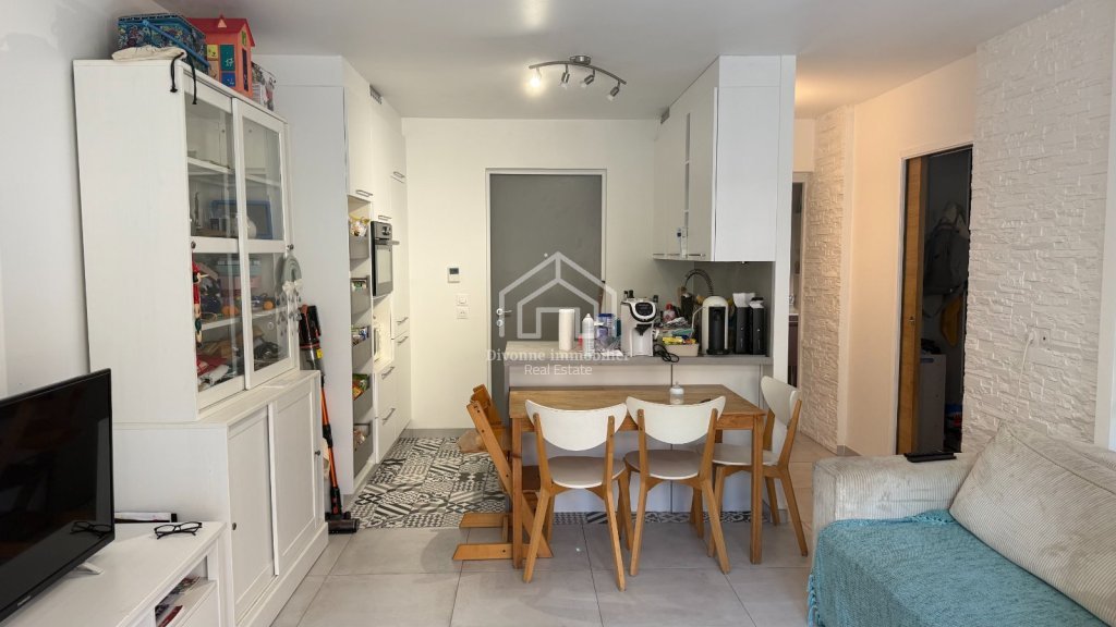 APARTMENT 2 ROOMS TO RENT - DIVONNE LES BAINS - 56.24 m2 - 1 690 &euro; including tenant fees