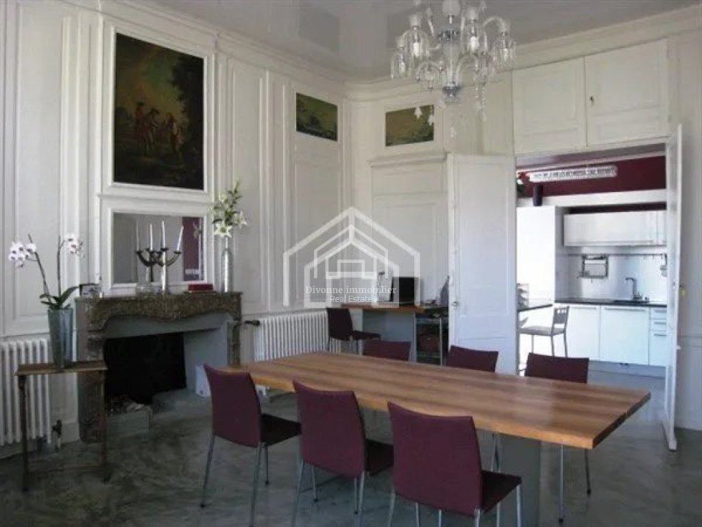 APPARTEMENT T2 A LOUER - DIVONNE LES BAINS - 76.81 m2 - 1780€ charges comprises par mois