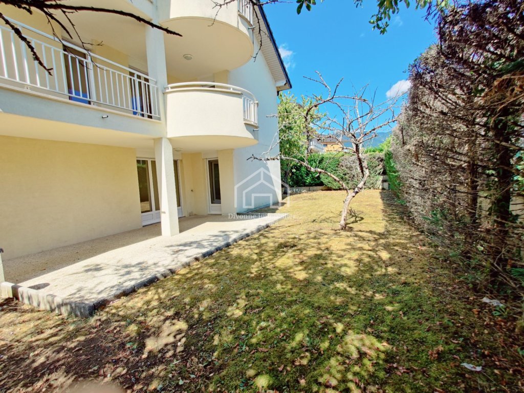 APPARTEMENT T3 A VENDRE - DIVONNE LES BAINS - 65.93 m2 - 440 000 &euro;