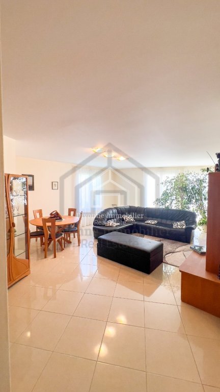 APARTMENT 4 ROOMS TO RENT - DIVONNE LES BAINS - 102.84 m2 - 2�890�&euro; including tenant fees