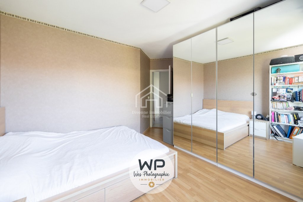 APPARTEMENT T4 A VENDRE - CESSY - 91.91 m2 - 490 000 &euro;