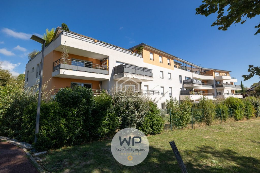 APPARTEMENT T4 A VENDRE - CESSY - 91.91 m2 - 490 000 &euro;
