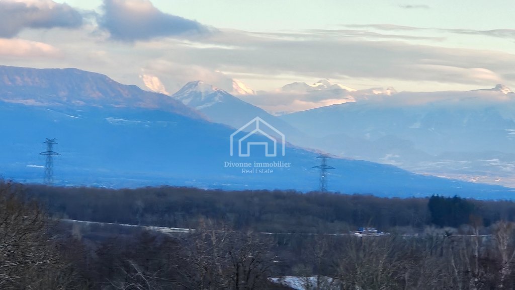 APARTMENT 4 ROOMS FOR SALE - DIVONNE LES BAINS - 104.92 m2 - 545�000�&euro;