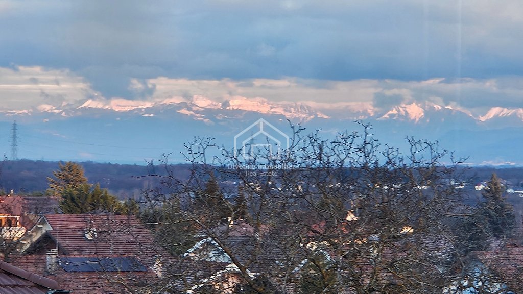 APARTMENT 4 ROOMS FOR SALE - DIVONNE LES BAINS - 104.92 m2 - 545�000�&euro;