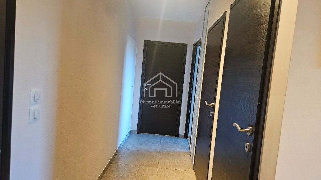 APPARTEMENT T4 A VENDRE - DIVONNE LES BAINS - 94.5 m2 - 750�000�&euro;