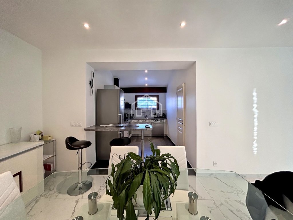 APARTMENT 4 ROOMS FOR SALE - ELOISE - 170 m2 - 395000€