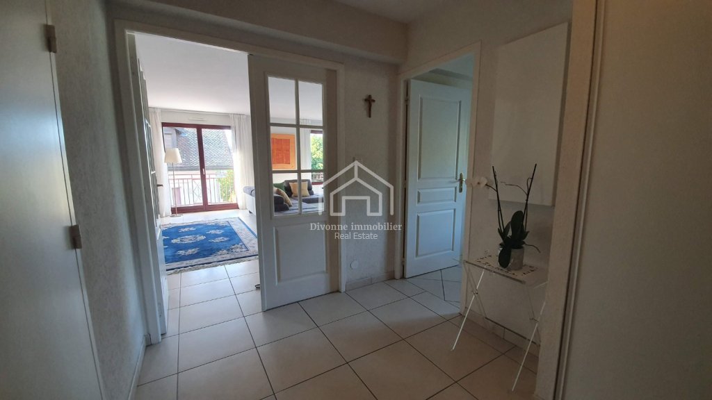 APPARTEMENT T5 A LOUER - DIVONNE LES BAINS - 149.79 m2 - 3 150 € charges comprises par mois