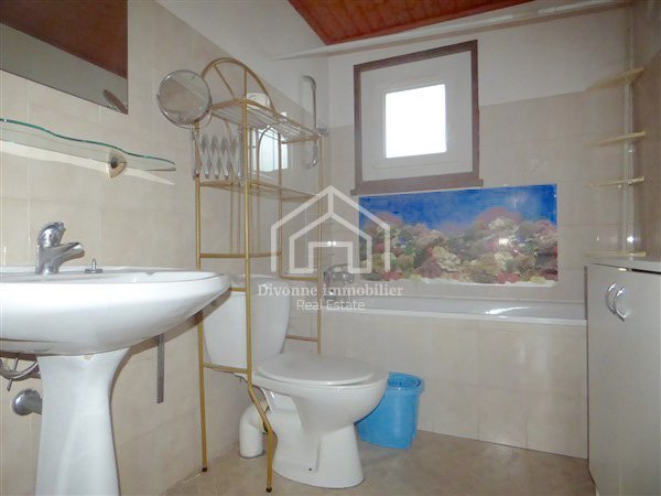 APARTMENT 5 ROOMS FOR SALE - CESSY - 75 m2 - 281736€