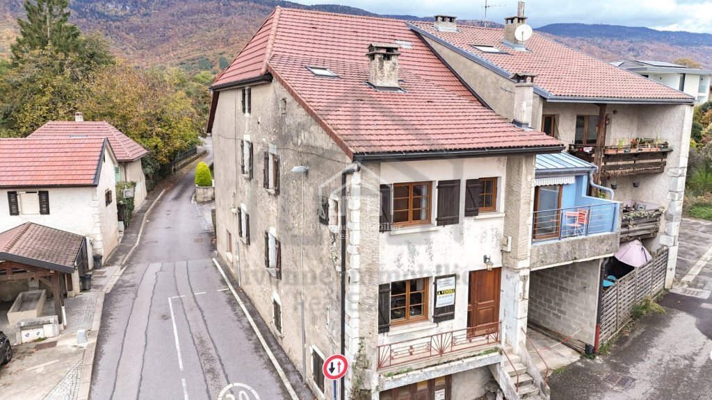 APPARTEMENT T6 A VENDRE - DIVONNE LES BAINS - 123.32 m2 - 595000€