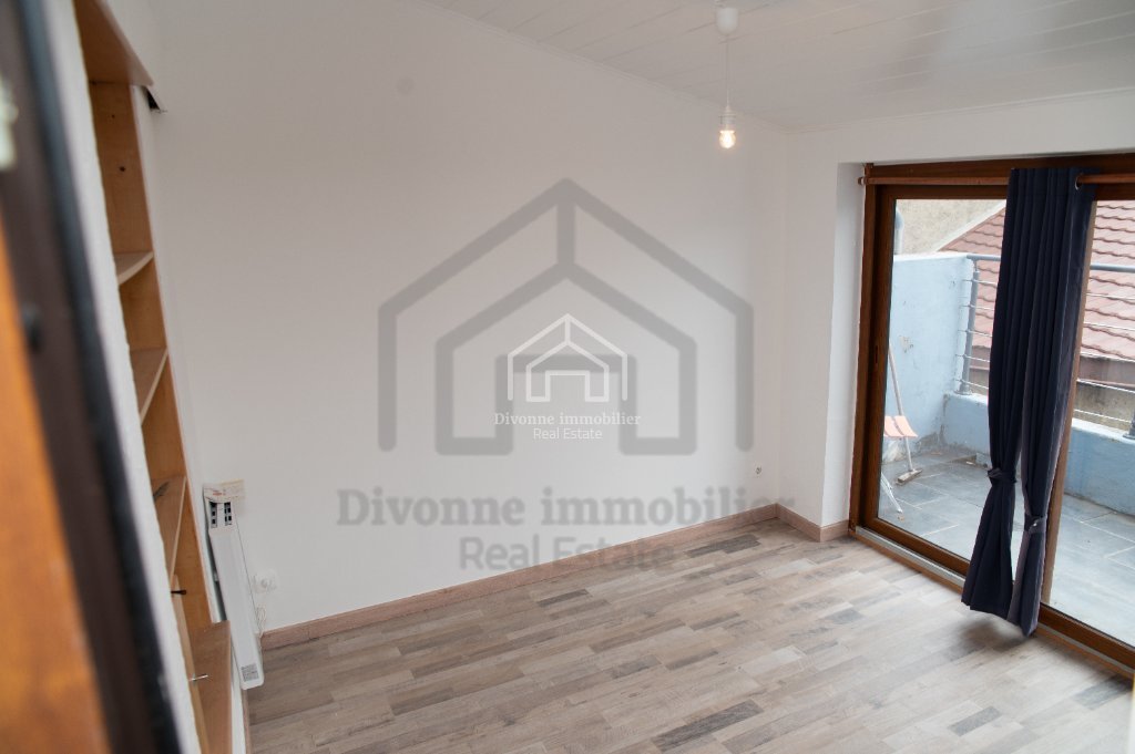 APPARTEMENT T6 A VENDRE - DIVONNE LES BAINS - 123.32 m2 - 575000€