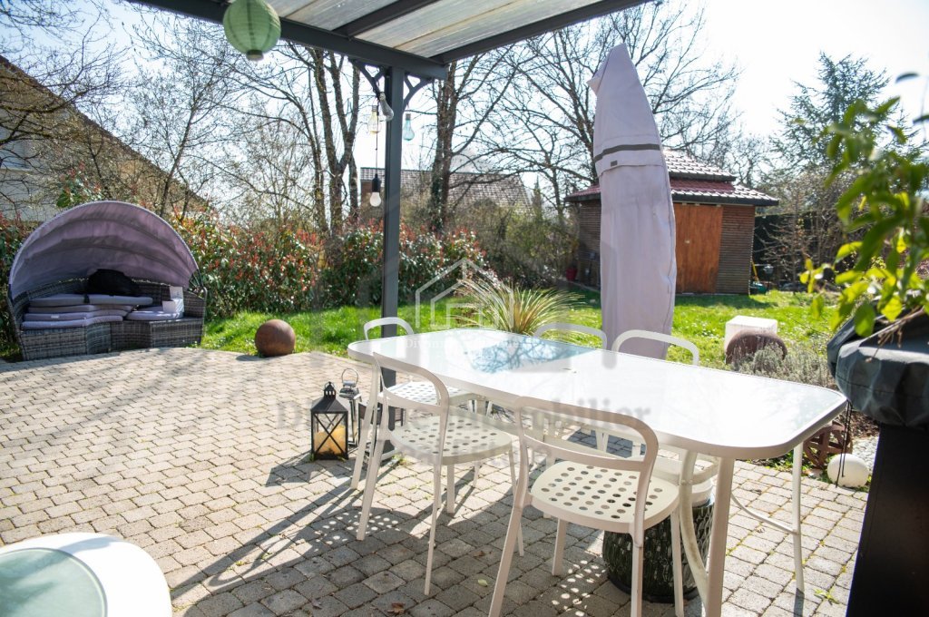 VILLA TO RENT - GEX - 136.21 m2 - 2�690�&euro; including tenant fees