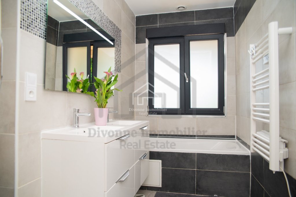 Maison A LOUER - SAUVERNY - 111.28 m2 - 2 590 &euro; charges comprises par mois