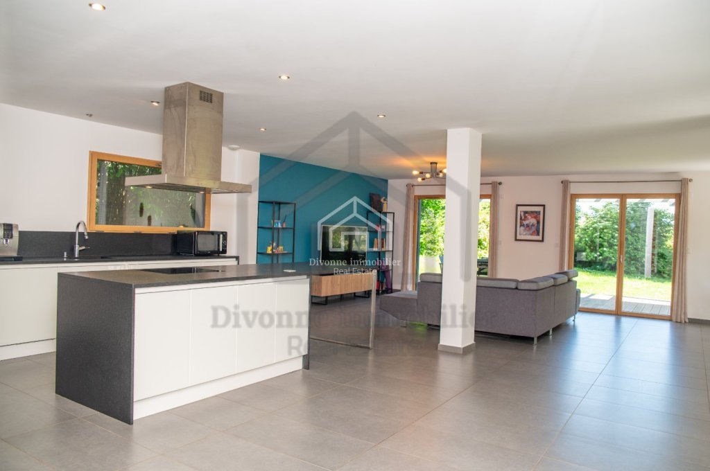 VILLA A VENDRE - DIVONNE LES BAINS - 233 m2 - 1 490 000 &euro;